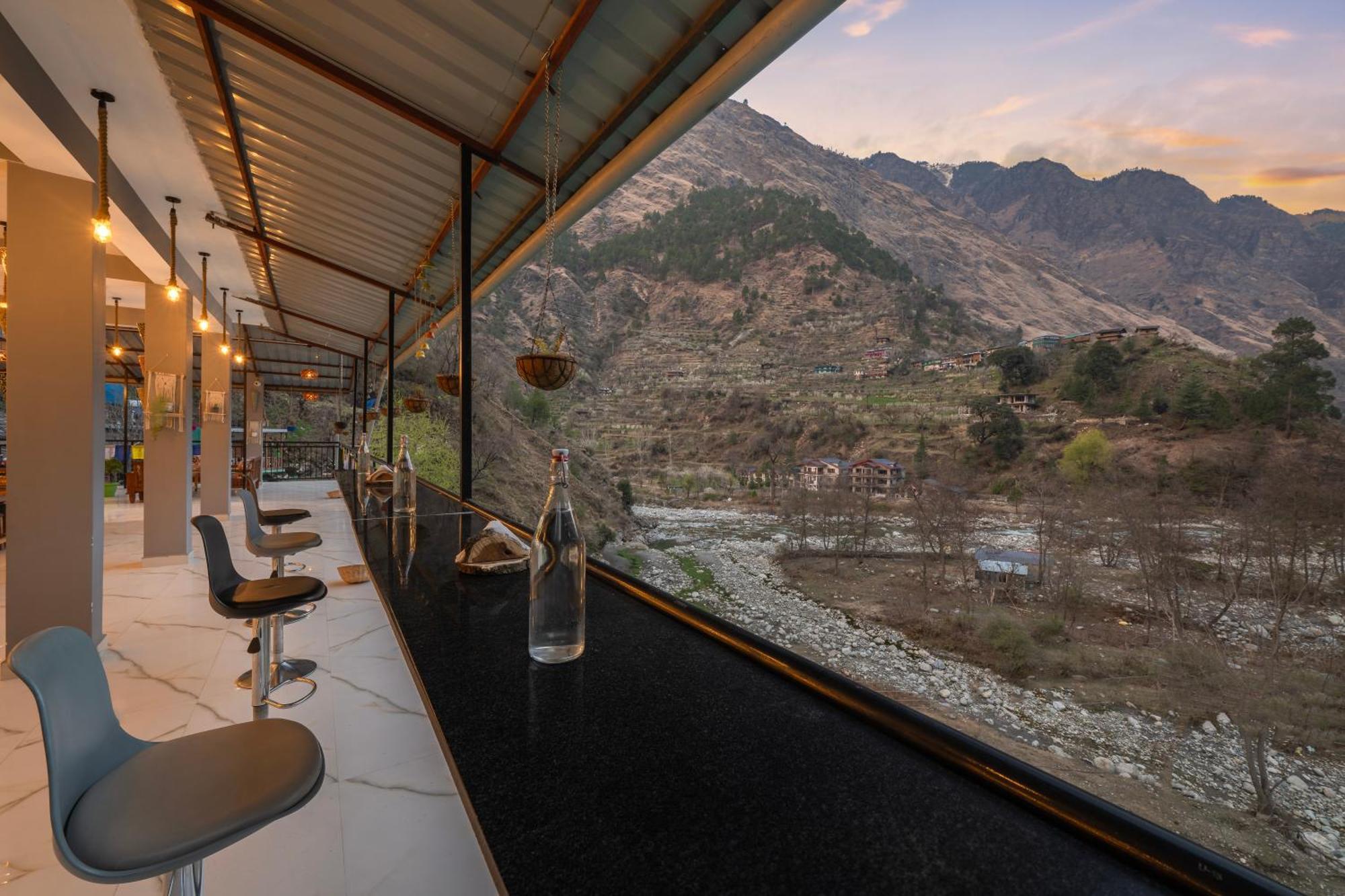 Sharda Resort-Tirthan Valley Banjār Екстериор снимка