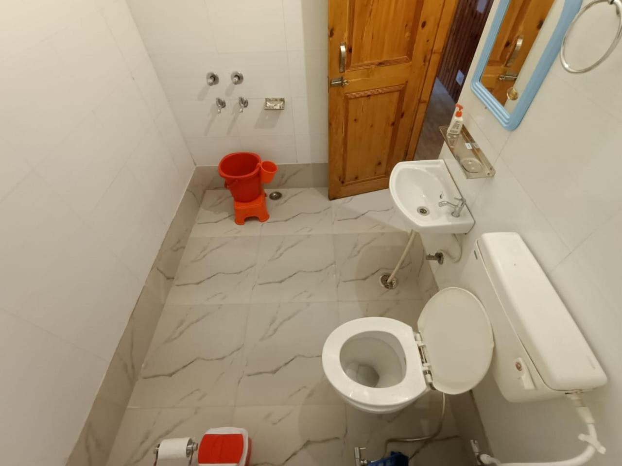 Sharda Resort-Tirthan Valley Banjār Екстериор снимка